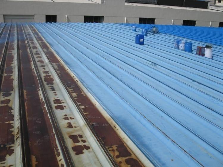 工廠房彩鋼除銹翻新自己做可以嗎？彩鋼噴漆施工工序繁瑣嗎？